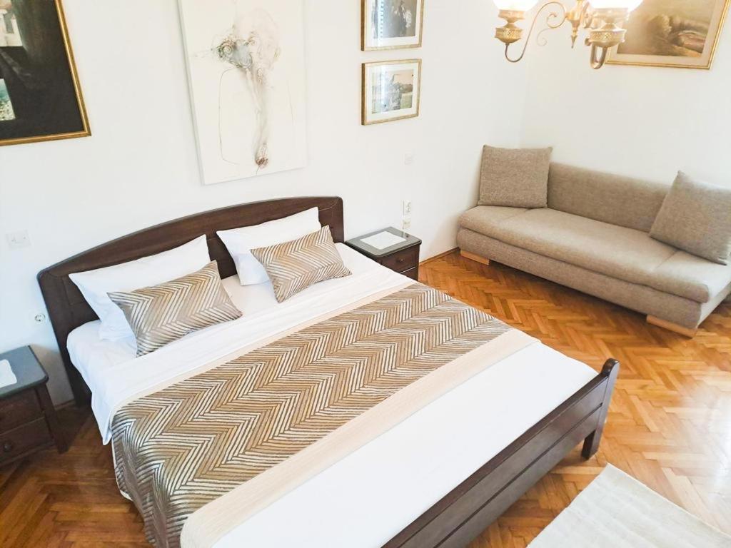 Apartments Villa Rosa Split Extérieur photo